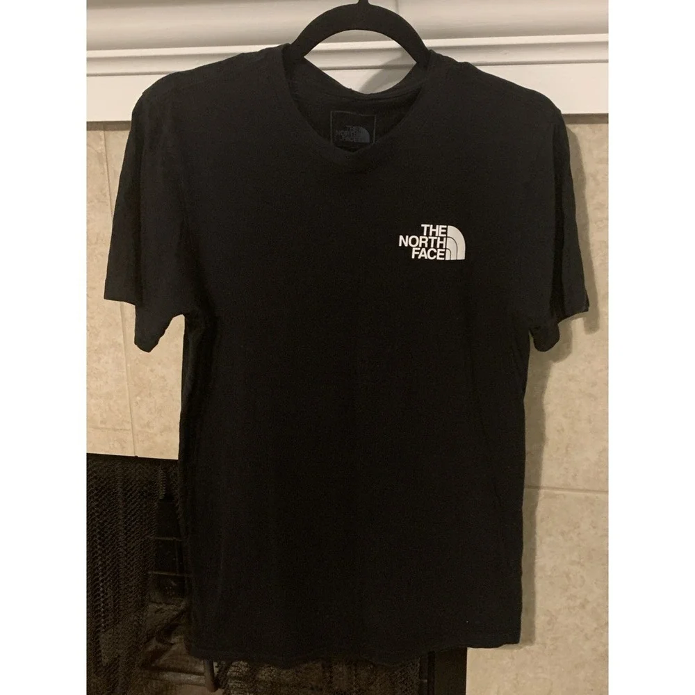 The North Face Men's T-Shirt – Black, Size XS Short Sleeve